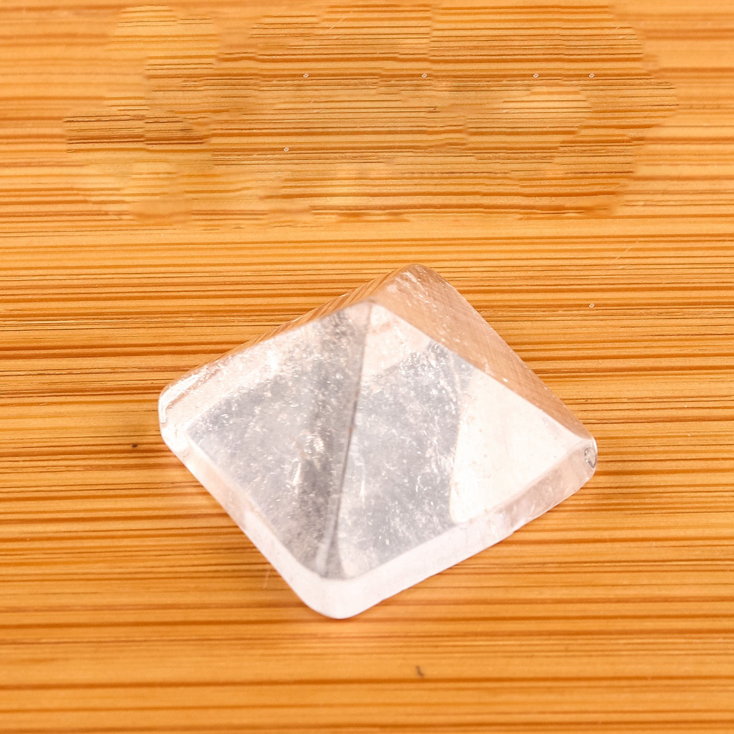 4:natural white crystal