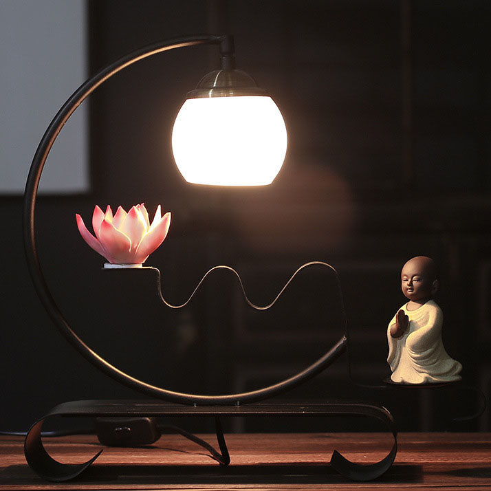 Small Night Light A [Zen Zen Monk] 37*12*35.7cm
