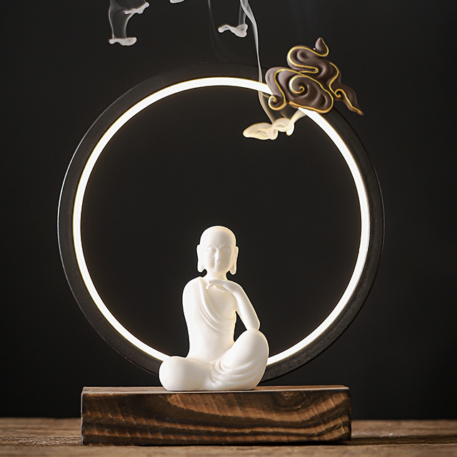 Wuchan monk with lamp circle 20.5*9.2*23.5cm