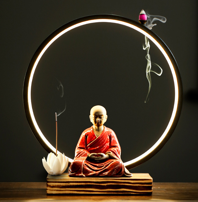 4:Zen Zen monk (lamp circle   handmade white lotus)