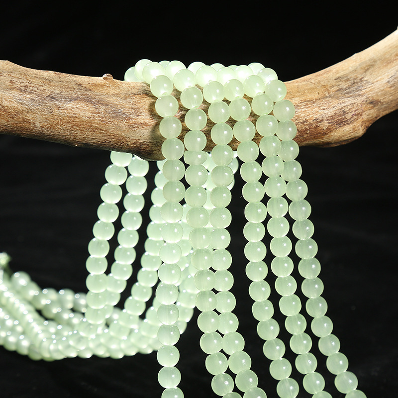 Light green 4mm/ about 200 pieces