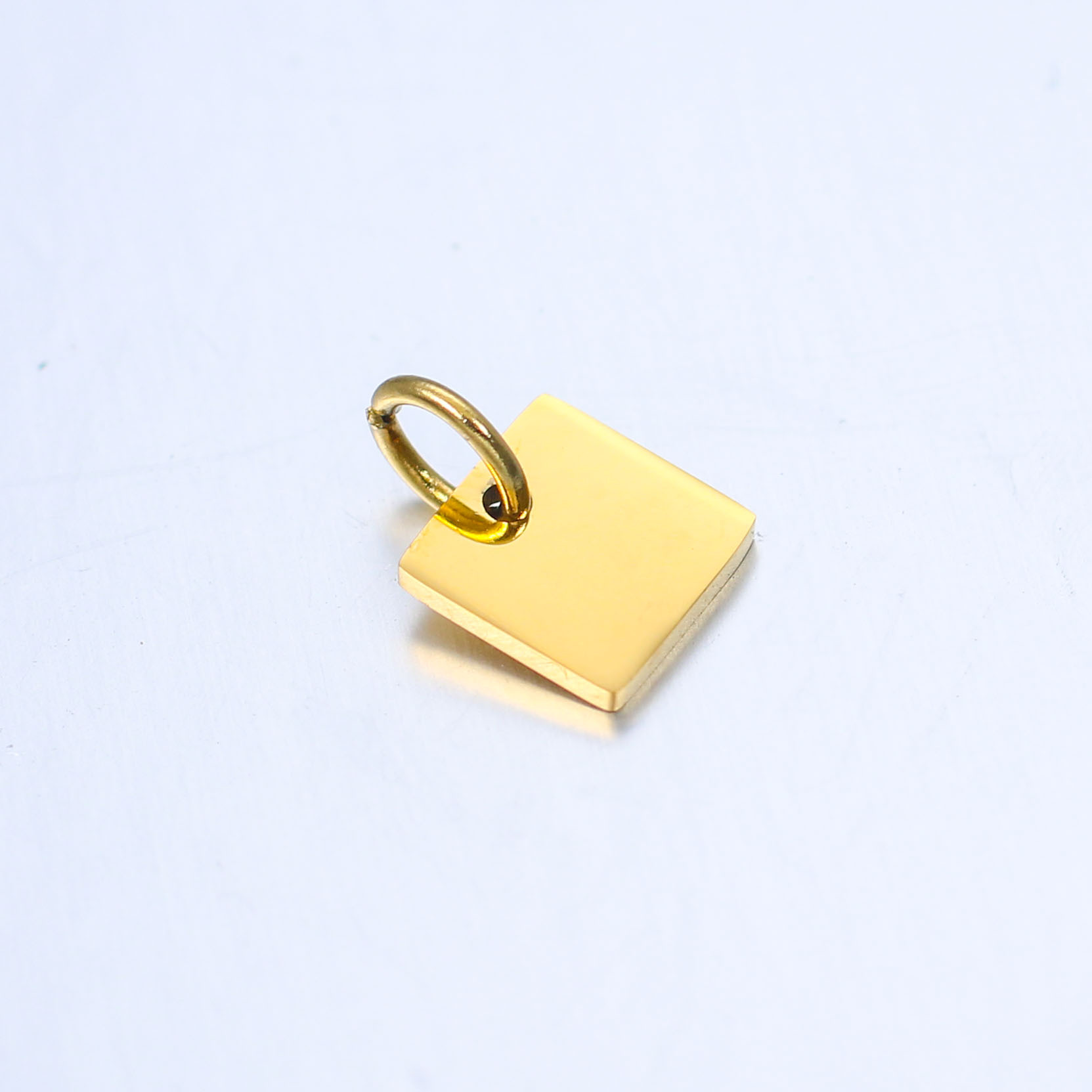 Square gold 7x9.5mm