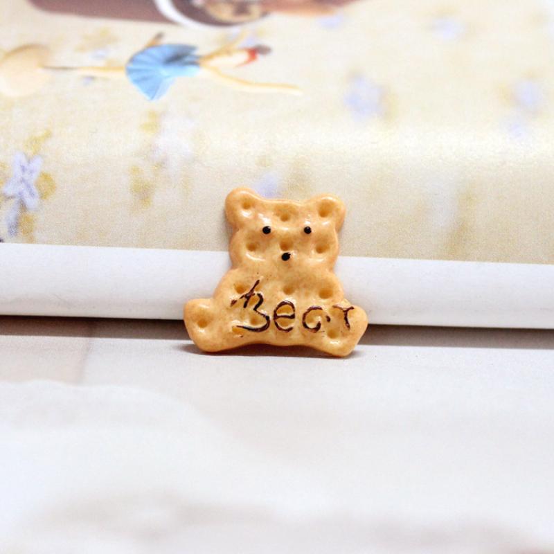 Bear Biscuits 17x15mm