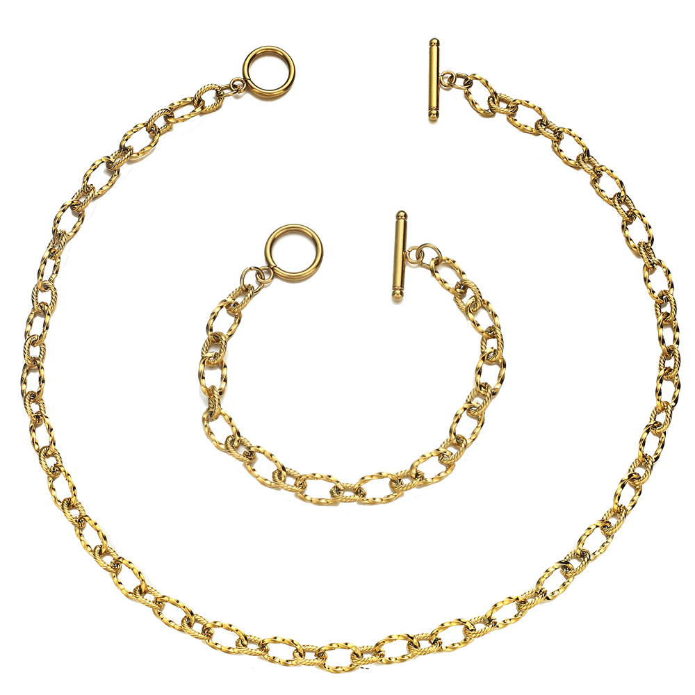 2:Bracelet 18cm Gold