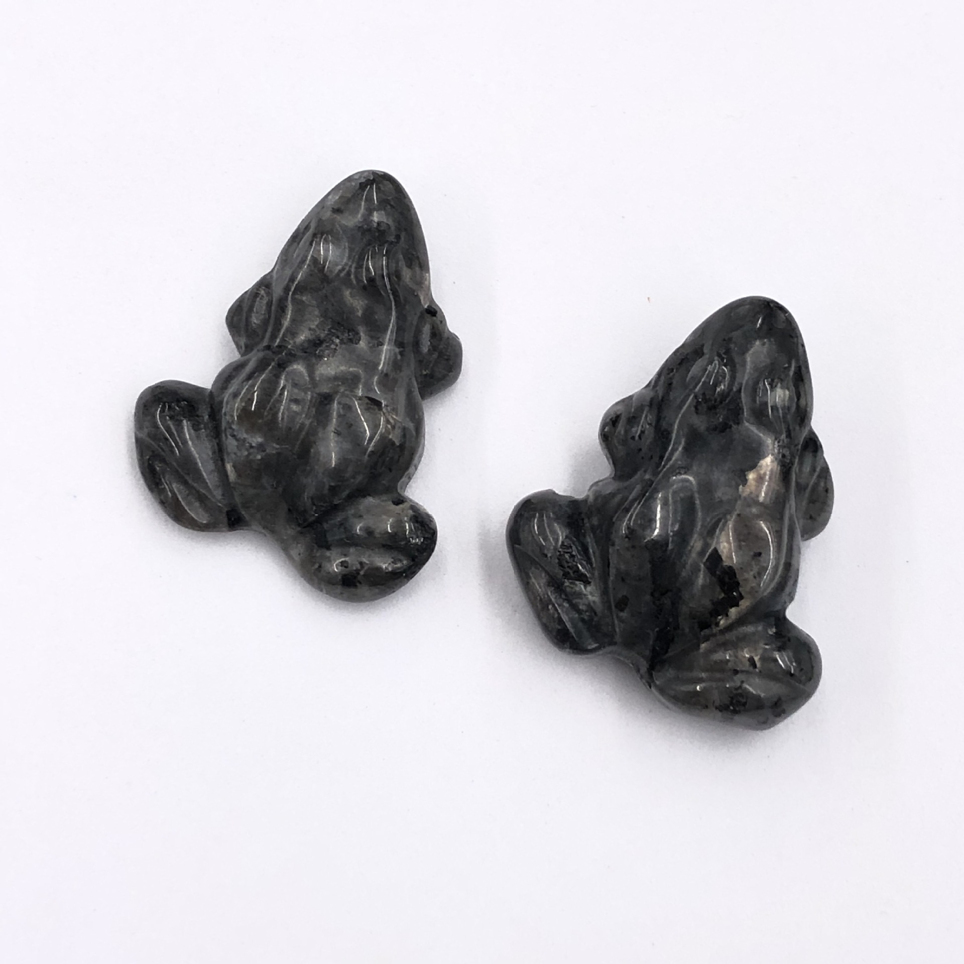 2:Black   Labradorite