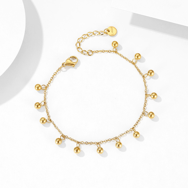 1:gold bracelet