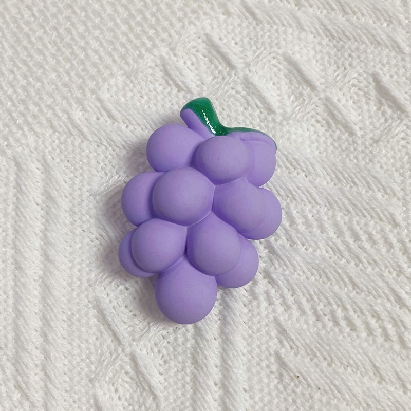 3:Grape, 28x40mm