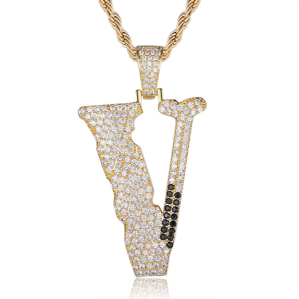 4:Yellow Gold Twist Chain Necklace
