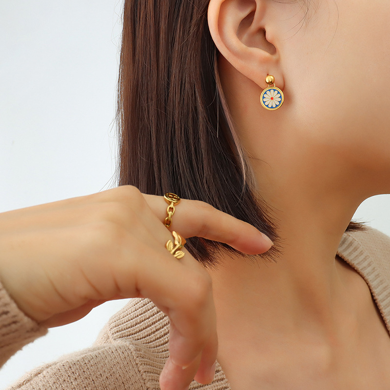 Gold Earrings, 1.2cm