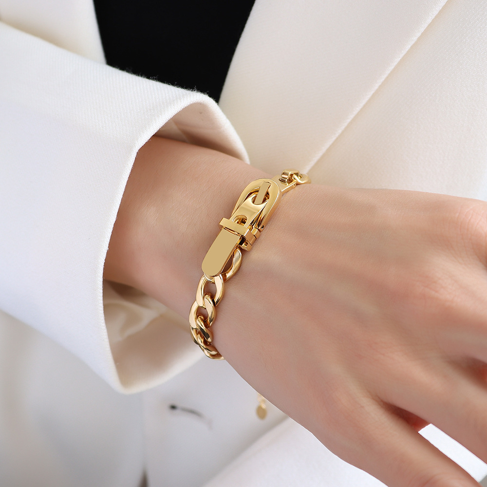 Gold Strap Buckle Bracelet 17 5cm