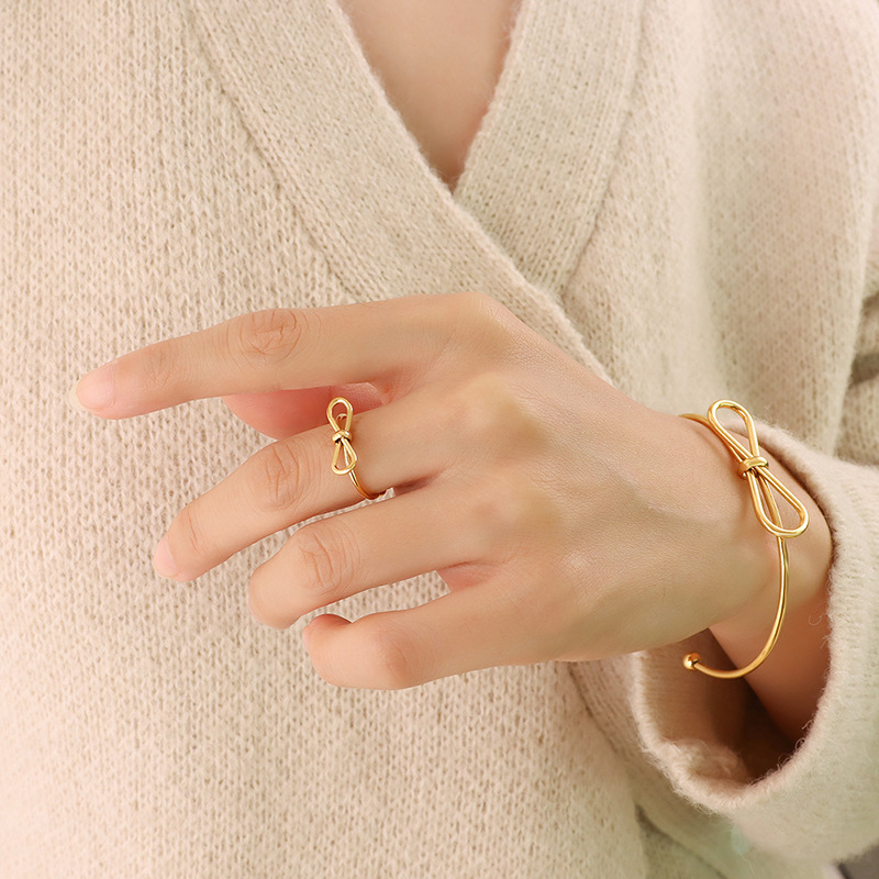 A145- Gold rings are adjustable