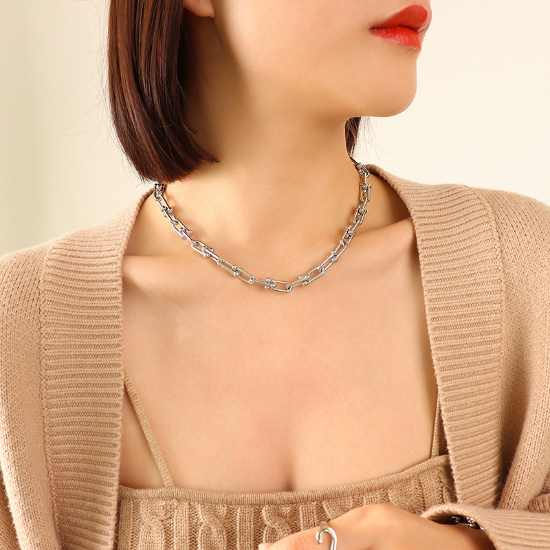 P192- Steel necklace -39 5cm
