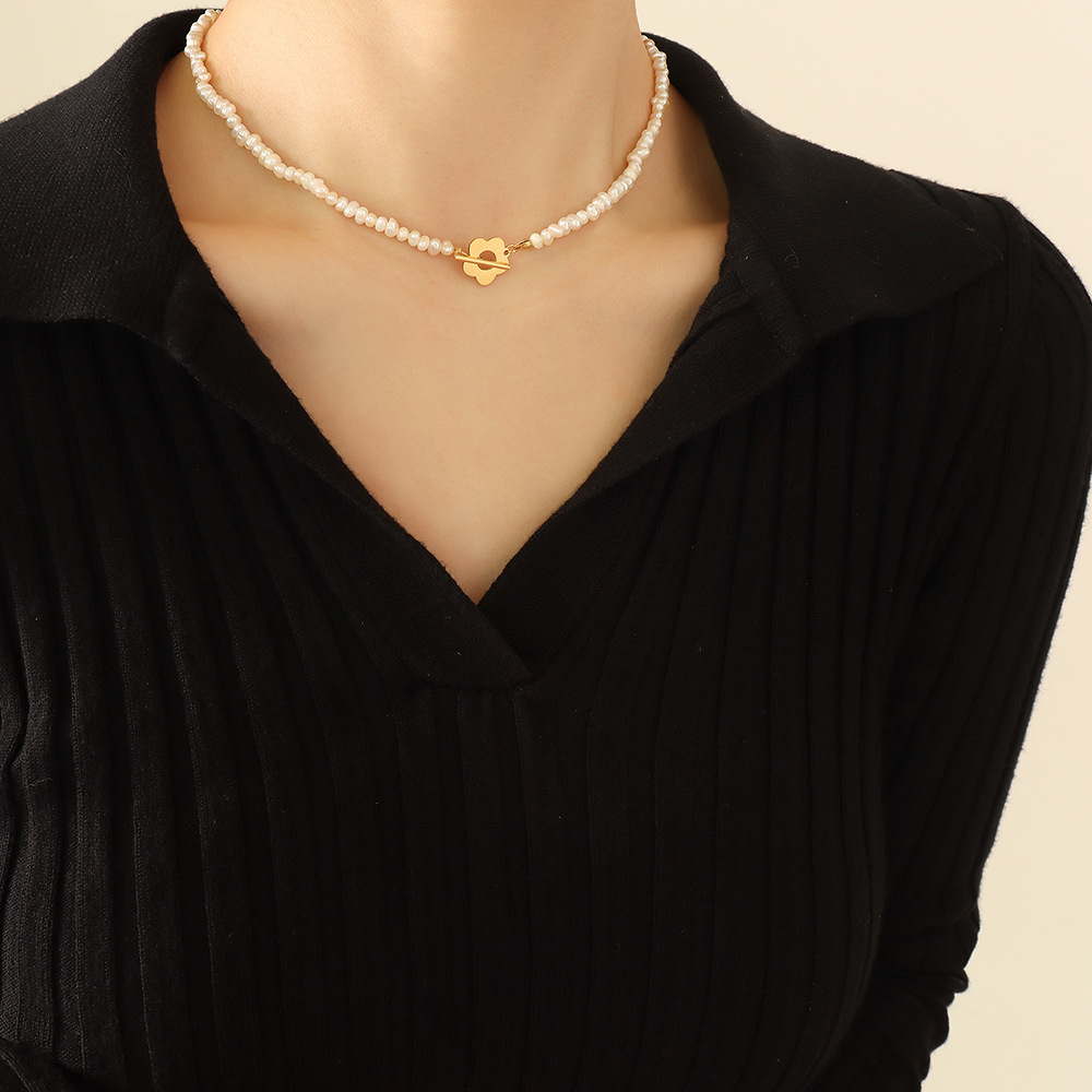 P630- Gold necklace -37cm