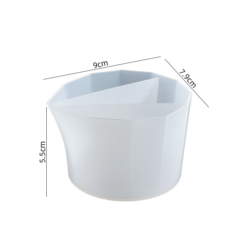 Three-compartment silicone color separation cup
