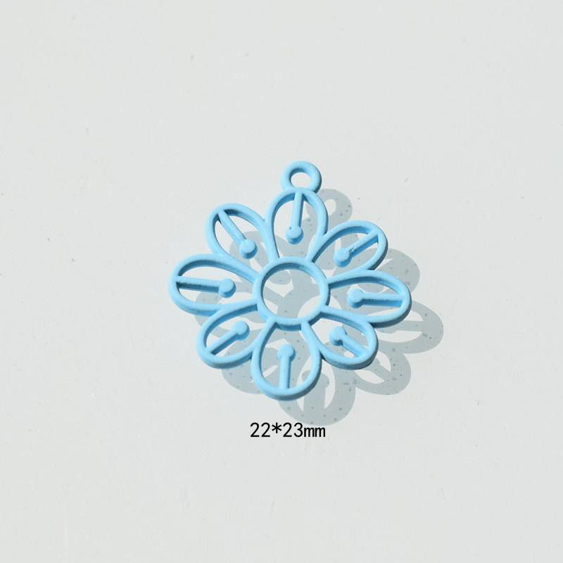13:Multiple sky blue florets 22x23mm