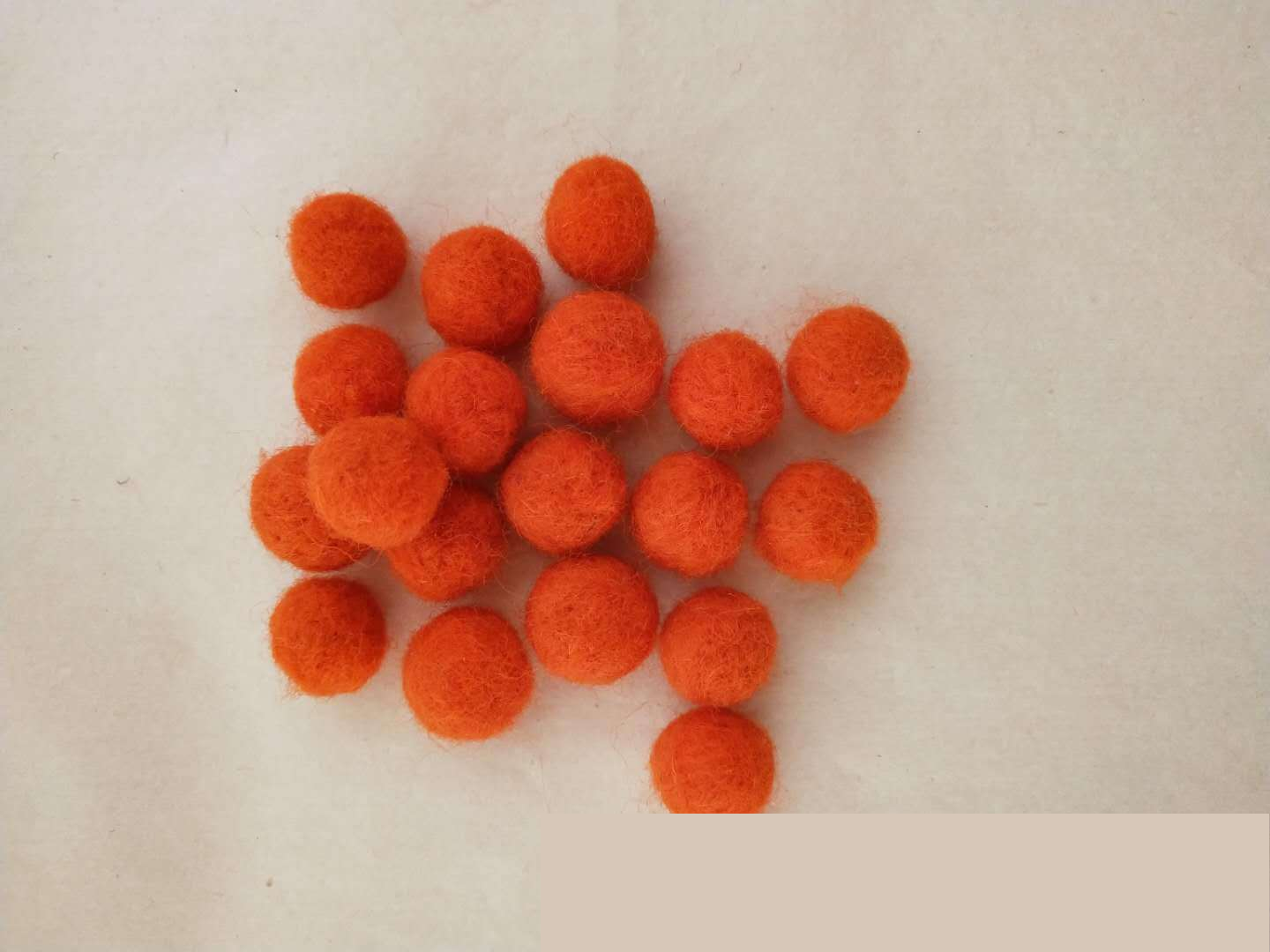 8:hluboký oranžový