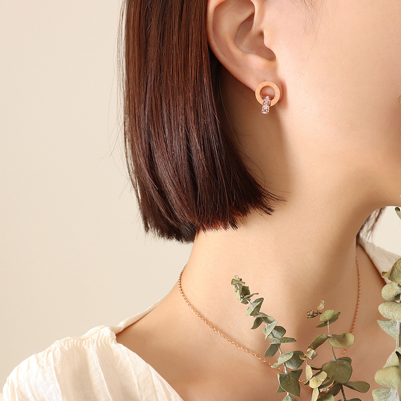 4:Rose Earrings