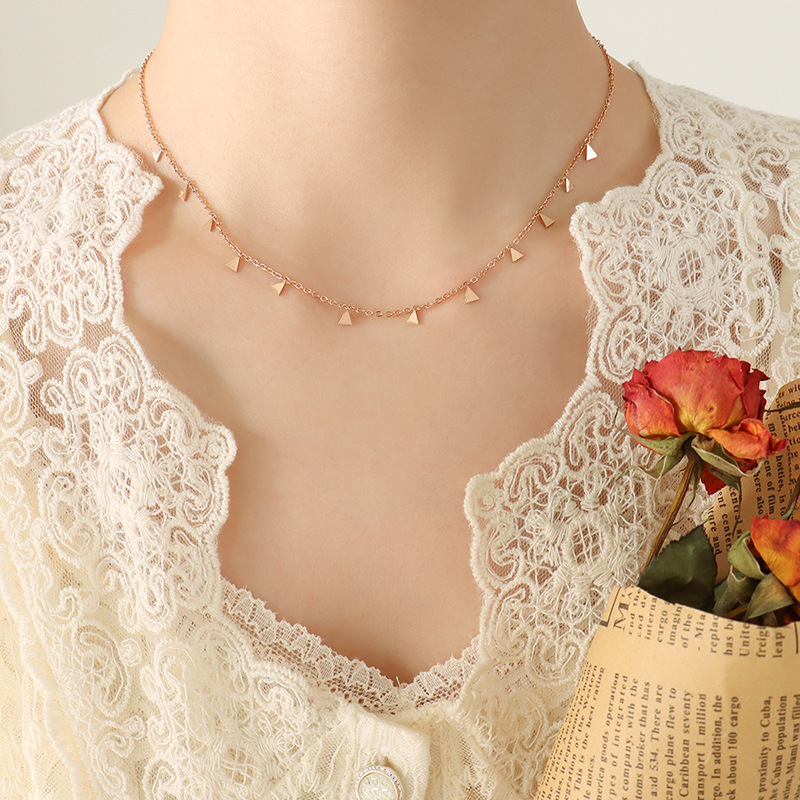 Rose triangle Necklace