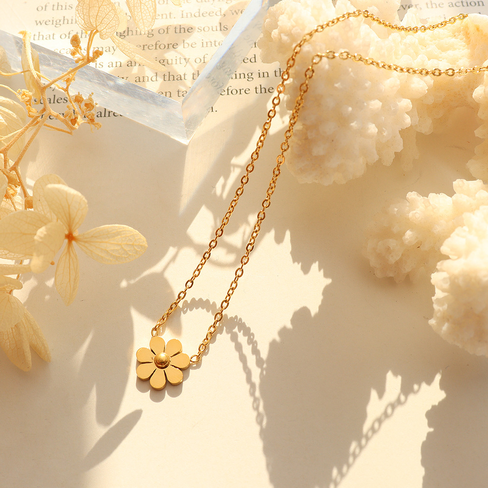 1:Gold Flower Necklace-40cm