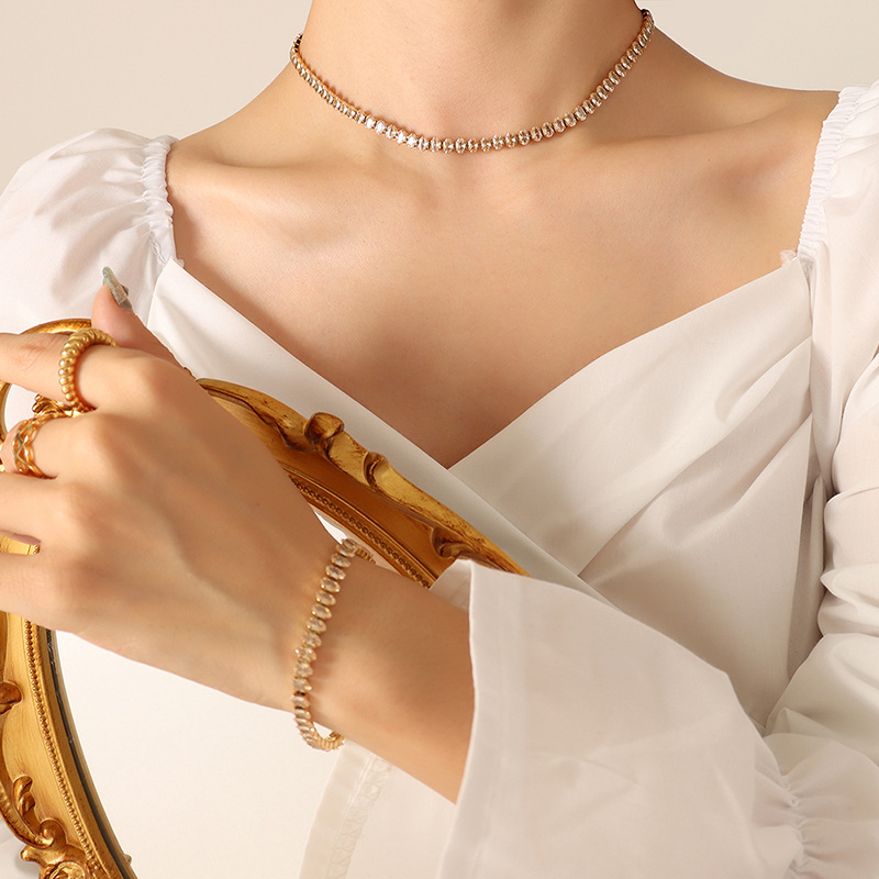 Champagne color zircon necklace -37cm