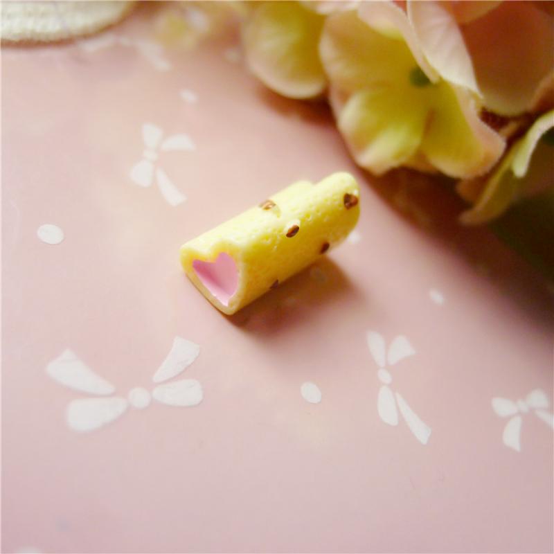 Love Chocolate-Milk Yellow: 1.1*1.9cm
