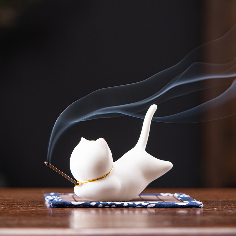 Cute cat incense stick white 7.3*3*6.5cm