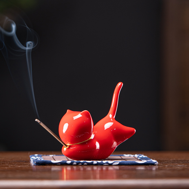 Cute cat incense stick red 7.3*3*6.5cm