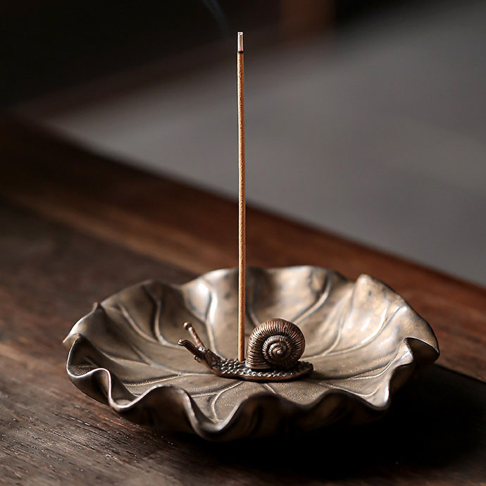 Lotus Leaf Gilt + Copper Snail Incense Insert
