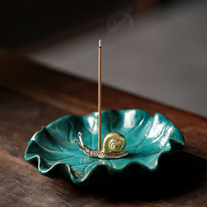 Lotus Leaf Dark Green + Golden Snail Incense Inser
