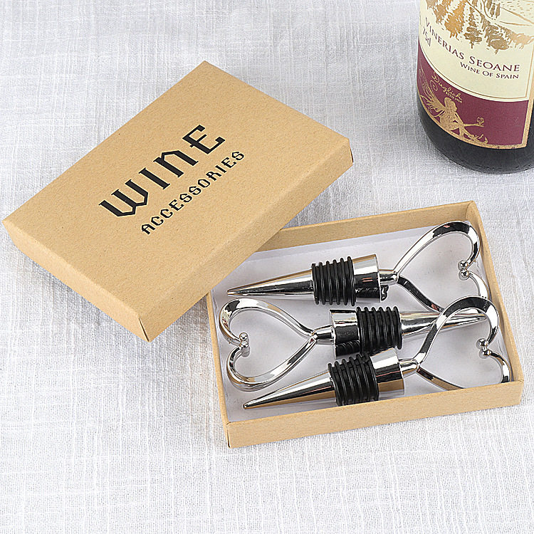 Plastic silver positive heart -shaped wine plugs three loquat boxes