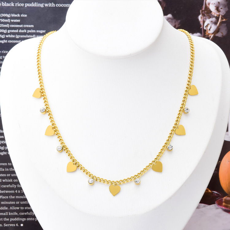 1:Necklace Gold