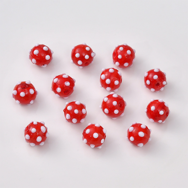 1:red dot beads