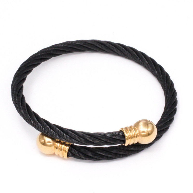 4:Black rope   gold he