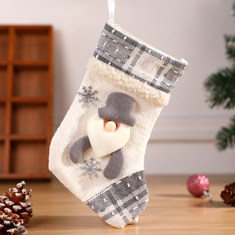 1:gray and white socks for the elderly