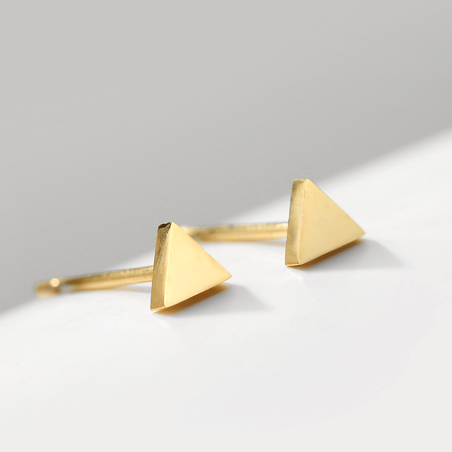 5:Triangle gold