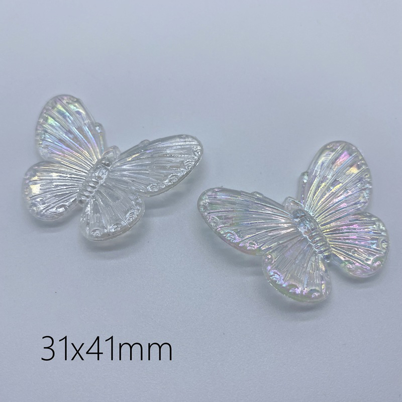 Small Butterfly White 31x41mm
