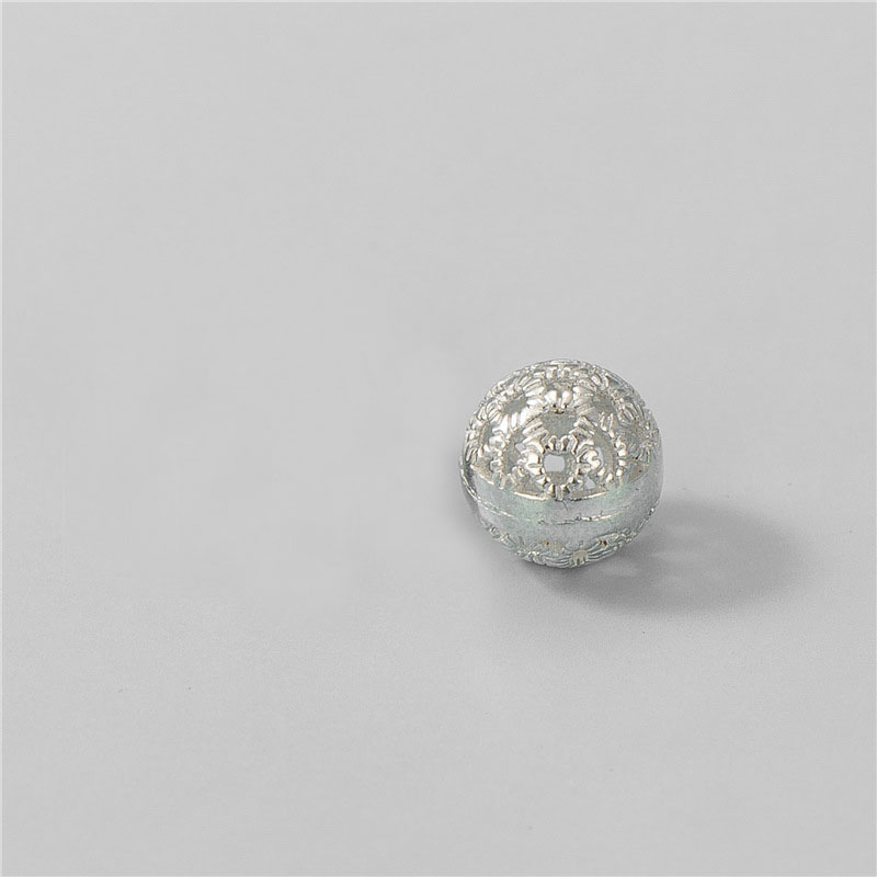 A silver 6mm