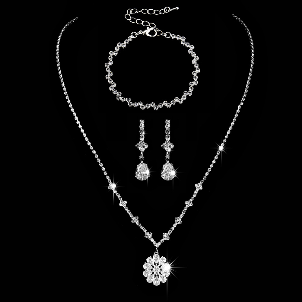 3:Necklace Earrings Bracelet Set
