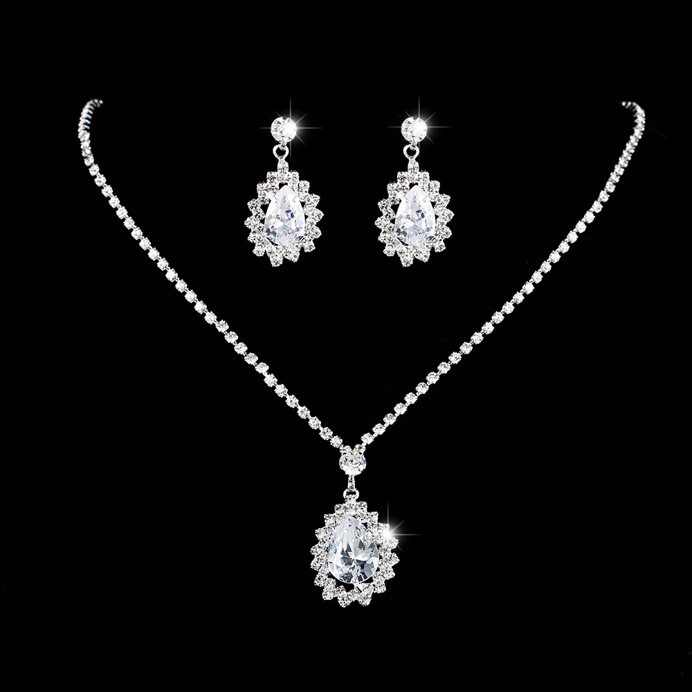 1:Necklace Earring Set