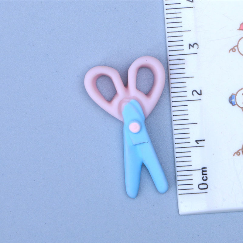 Opening scissors [Pink Blue]
