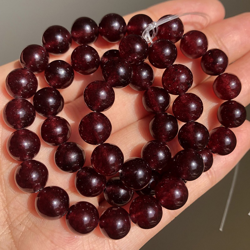 Dark red 6mm about 61 pcs