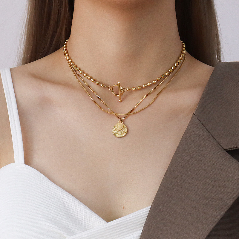 1:P747 Gold Layered Necklace