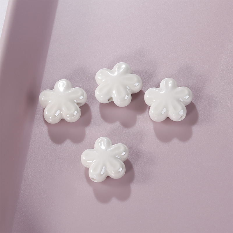6:6#Cream White Flower [1 piece]