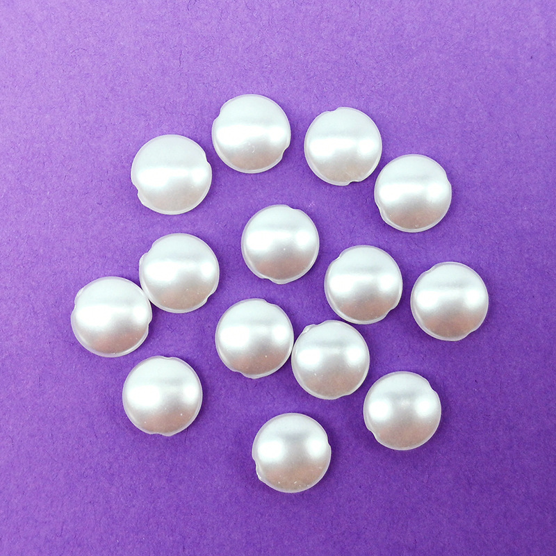 Flat beads (9mm hole 1mm)