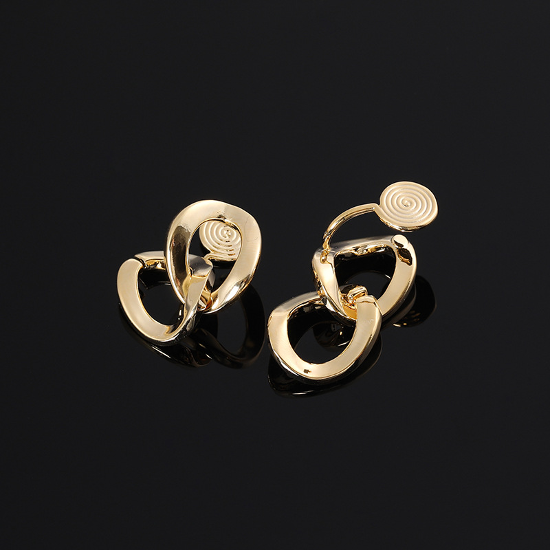 4:Gold, Clip-on Earring