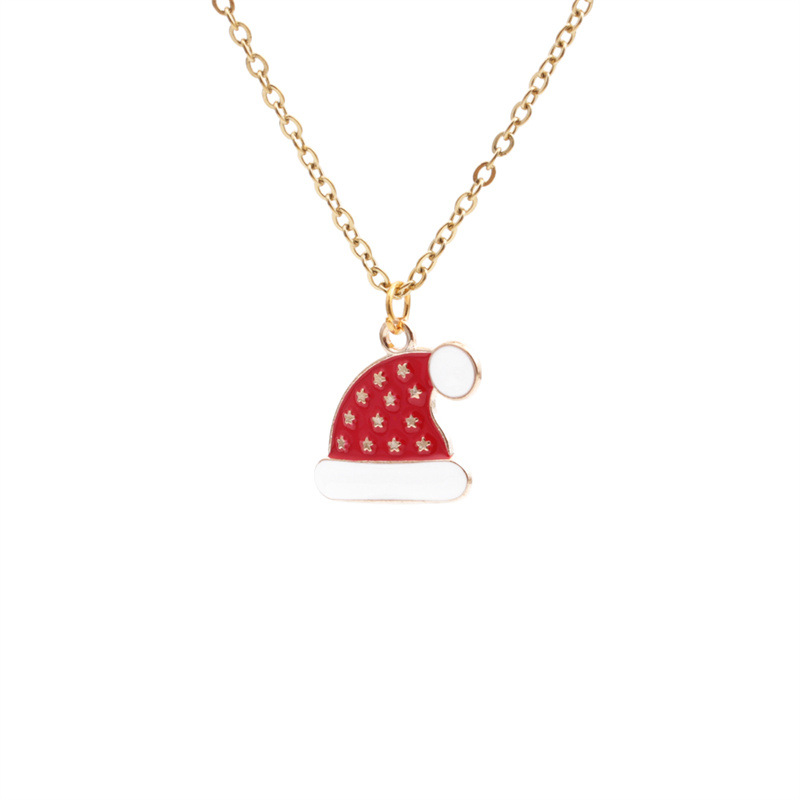 3:A Christmas hat necklace