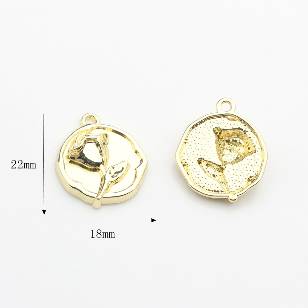 Round - Gold 18x22mm