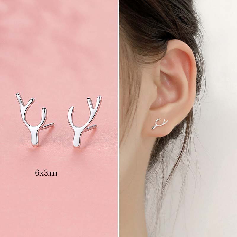8:antler earrings