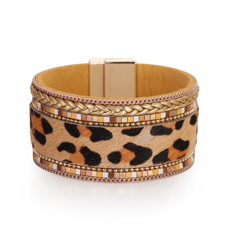 beige leopard print