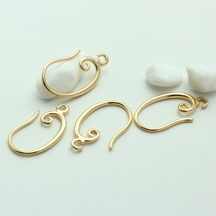 1:14K Gold color 9-shaped ear hook